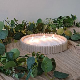 💫Přineste si domů kouzlo sypké svíčky Candle by SKINNY v perleťově bílé barvě bez vůně – čistá příroda v každém detailu! 🌿...