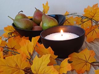 S podzimem přichází barevné listy 🍁 a sychravé počasí. 🌧️ Naštěstí je tu sypká svíčka Candle by SKINNY, která promění váš...